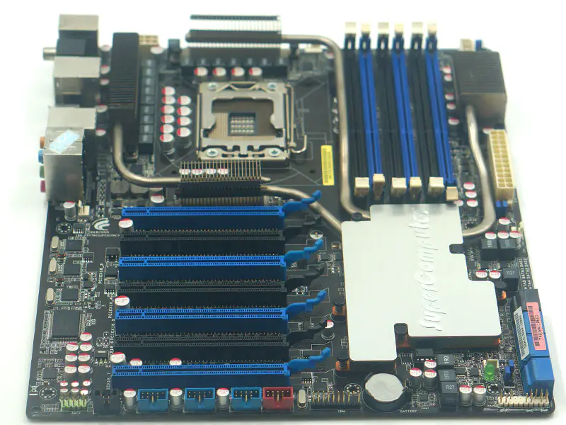 Základní deska Asus P6T7 WS SuperComputer X58 LGA1366 ATX